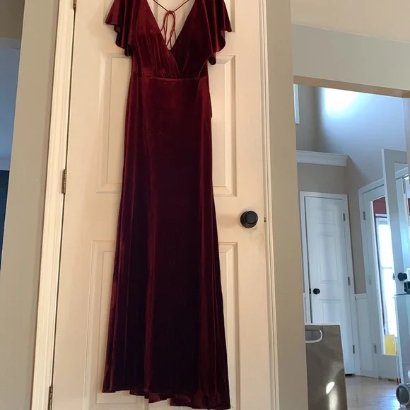 Never worn beautiful dark berry velvet dress! - Picture 1 of 4